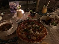 -Hai Bar And Grill