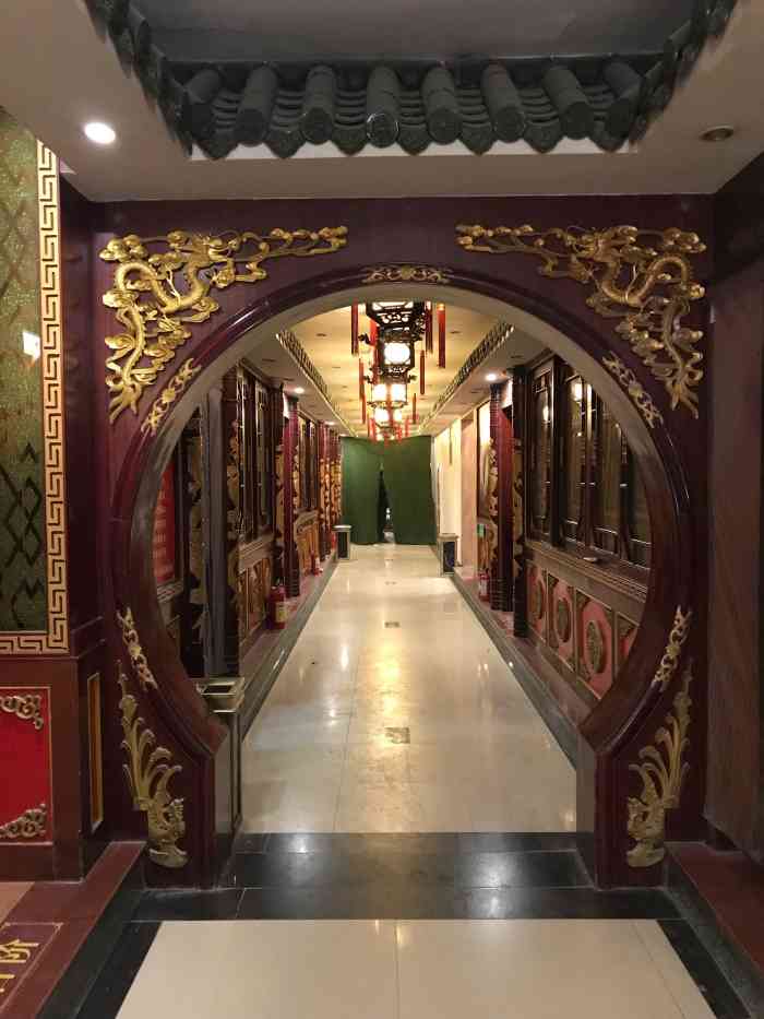 重庆家富富侨影院式浴足保健(洛阳总店)