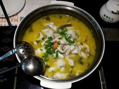-严厨老坛酸菜鱼(吴江万宝店)