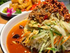 -山河屯铁锅炖·非遗东北菜(南山店)