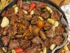 -老东镇啤酒屋海鲜加工·蒸汽海鲜·海鲜烧烤(台东店)