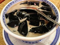 -邹开喜·炭炉鸡煲·海鲜火锅(虹口足球场店)