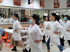 -首脑美容美发化妆美甲培训学校(龙岗校区)