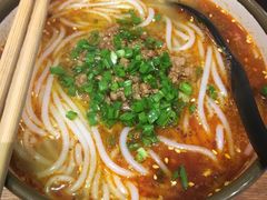 -谭师爷龙抄手(白下路店)