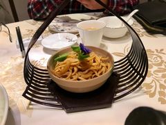 深海鲍鱼丝-昆山金鹰尚美酒店·金鹰贵宾楼