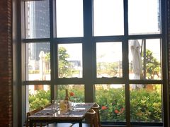 靠窗位-at cafe 意大利餐厅(集美店)