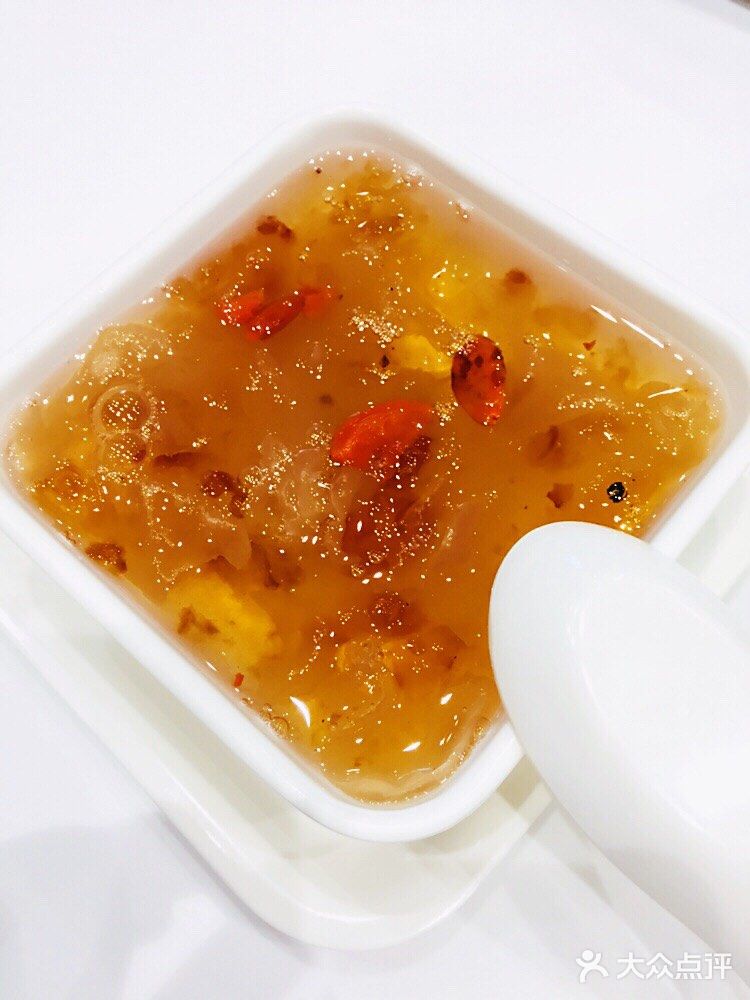 汤头都这么的浓郁，面条筋道爽滑，不夸张，汤都喝光光