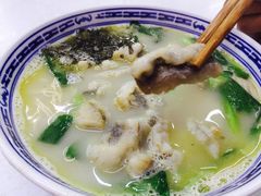 黄鱼面-明呈黄鱼面馆(斜土路店)
