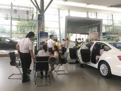 -成都华星西蒙上汽大众4S店(羊西线店)