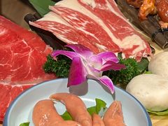 -明洞阿姨·韩式酱蟹烤肉·创意料理(三元桥店)