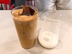 黑砖拿铁-dotcom coffee古点咖啡(致真大厦店)