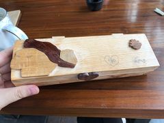 -几个木匠匠人厨房