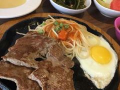 -豪客来牛排(中央花苑店)