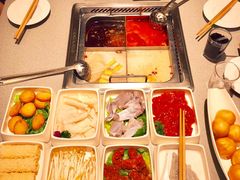 -海底捞火锅鲜切牛肉主题店(长寿路店)