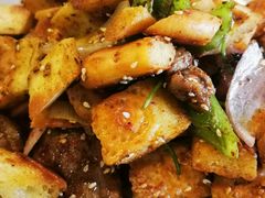 馕丁炒烤肉-清真新疆叶尔羌烤肉店(新香洲店)