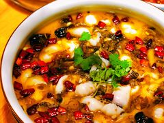 老味酸菜鱼-小六汤包(万和城店)