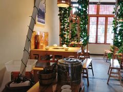 -大众跷脚牛肉馆·非遗传承单位(峨眉山店)