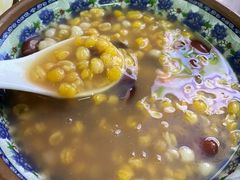 东北特色大茬粥-祝家饺子馆