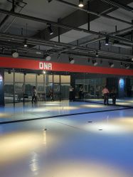 -DNA舞室