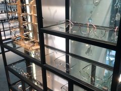 -Trend1881视光·蔡司视觉(领展广场店)