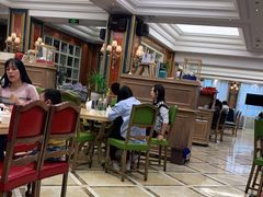 大堂-品海楼·大连海胆锅贴馆(东港店)