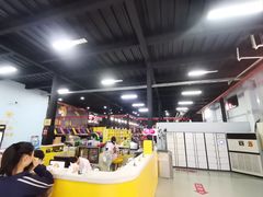 -嘿哟动霸CHUA·新潮玩运动娱乐中心·蹦床滑冰团建乐园