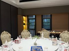 -红鼎豆捞·非遗鲍皇汤火锅(宝丰路店)