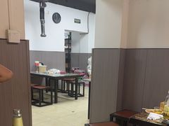 -牛牛牛酸菜煎肉店(望云寺路店)