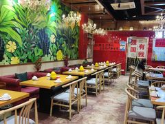 -郭婆婆疯子鸡·土货江湖菜馆