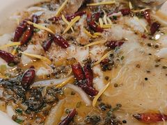 -渔语鱼酸菜鱼新川菜(来福士店)
