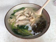 -明呈黄鱼面馆(斜土路店)
