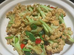 -鸽子侯·家宴·平价海鲜(市图书馆店)