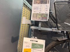 -迪卡侬(西三旗店)