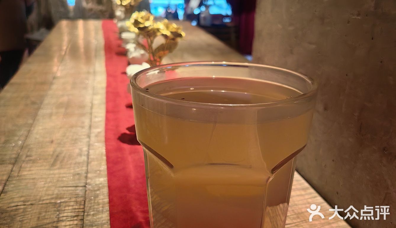 在国贸！一百块能喝几杯精酿