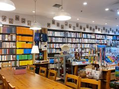 -晓风书屋(浙大紫金港店)