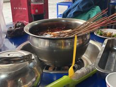 -牛华周记麻辣烫起源店