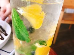 -懒鱼时光馆(沙坪坝店)