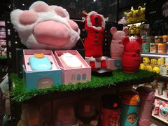 -酷乐潮玩(金桥国际店)