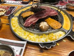 -青瓦炭韩潮烤肉(花园道店)