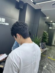 -藤野造型•烫染专业店