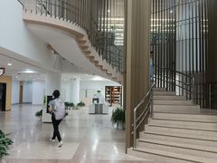 -上海交通大学闵行校区-包玉刚图书馆