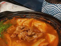 -山川小町·极番烧肉(新地假日广场店)