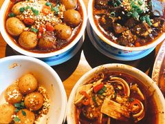 -炉小二铜锅牛蛙•川湘菜(三里屯店)