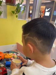 -爆米花儿童美发乐园