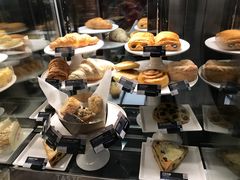 -星巴克臻选(济南万达店)