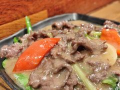 芥兰沙茶炒牛肉-潮十三潮汕砂锅粥(高新四路大都荟店)
