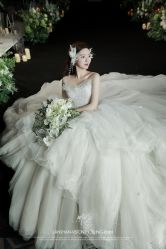 -Lady  Jane高端婚纱礼服馆