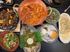 铜锅油焖鸡-Ameigo梅果·云贵川bistro(长宁来福士店)