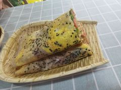 香辣煎饼果子-冷峰马家鸡蛋牛奶醪糟(八朗学五巷店)