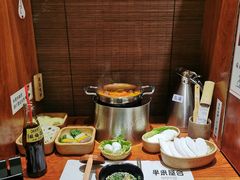 -独食火锅·半米屋台(直营总店)